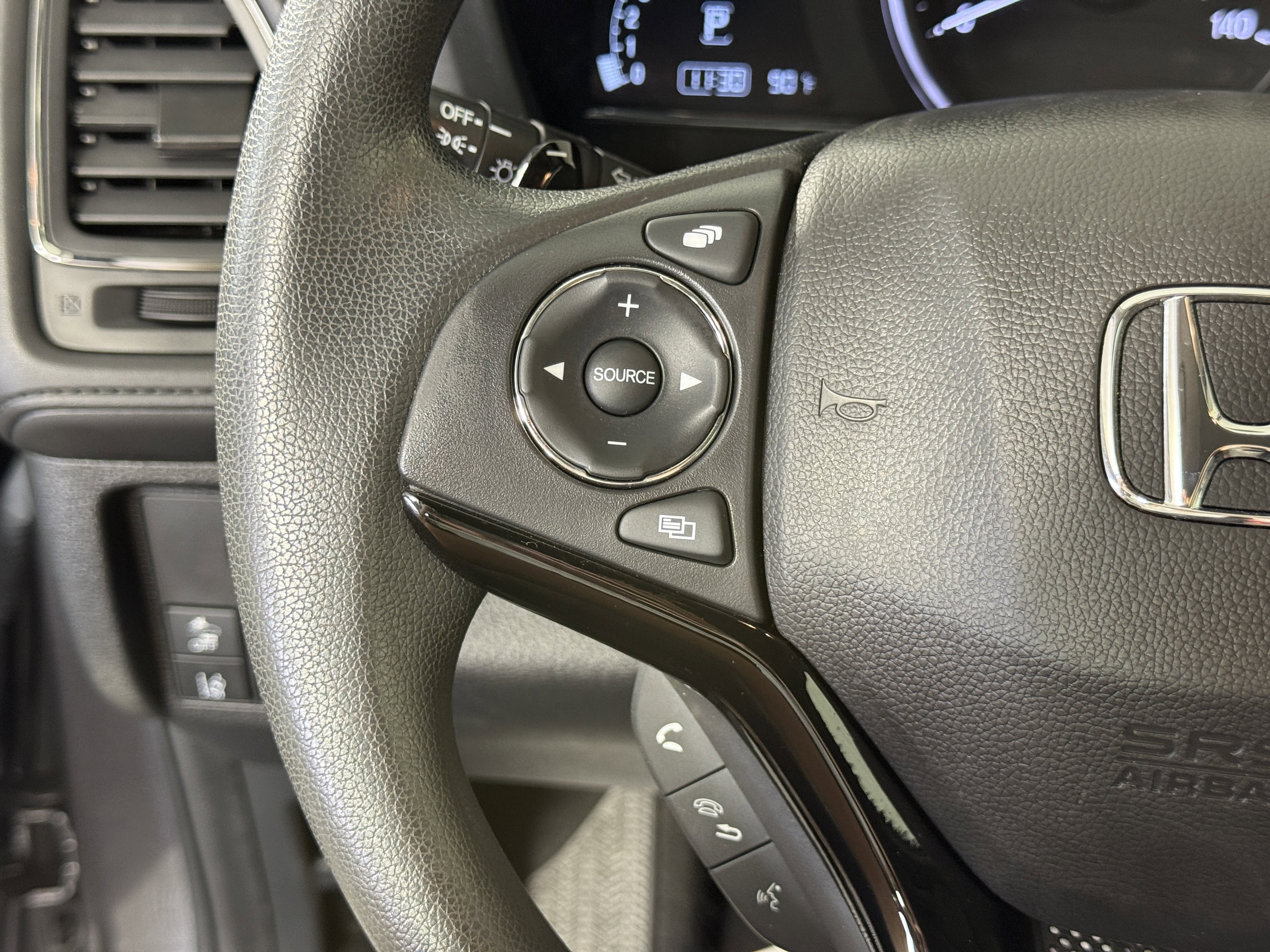 Used 2021 Honda HR-V EX image 25