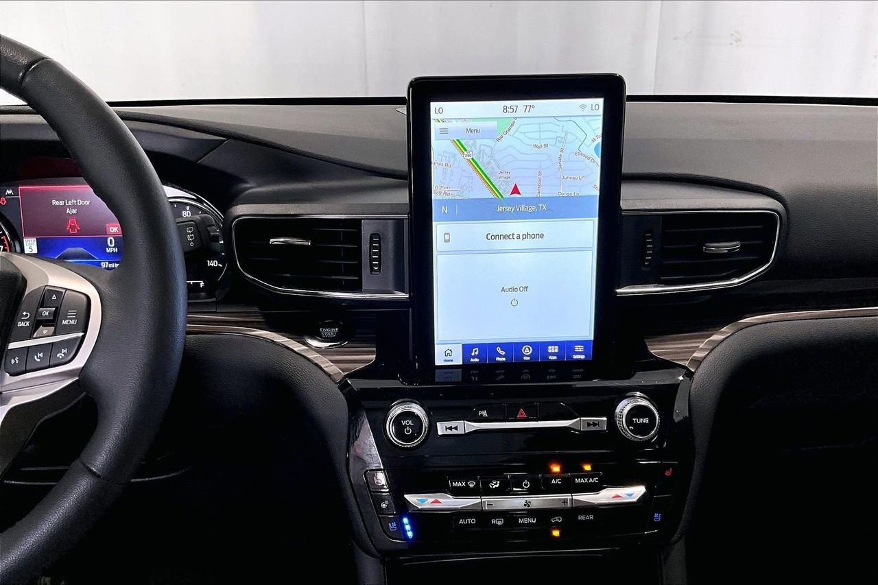 Certified 2024 Ford Explorer Limited w/ Limited Technology Package image 9