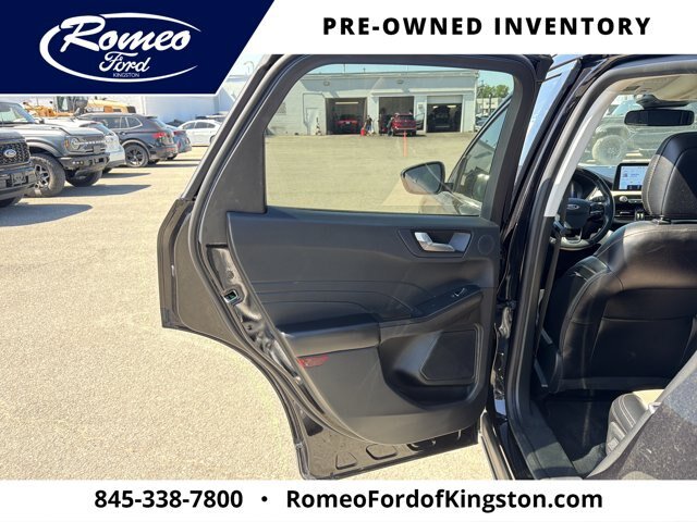Certified 2021 Ford Escape Titanium w/ Titanium Elite Package AWD/4WD image 29