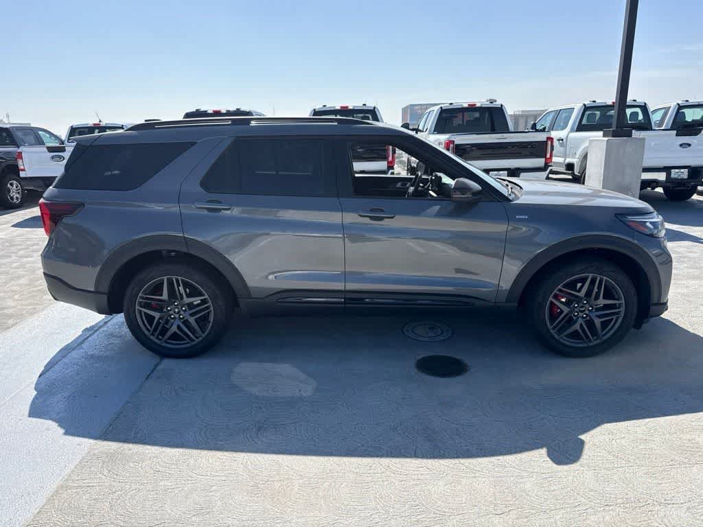 Certified 2025 Ford Explorer ST-Line w/ ST-Line Street Pack AWD/4WD image 6