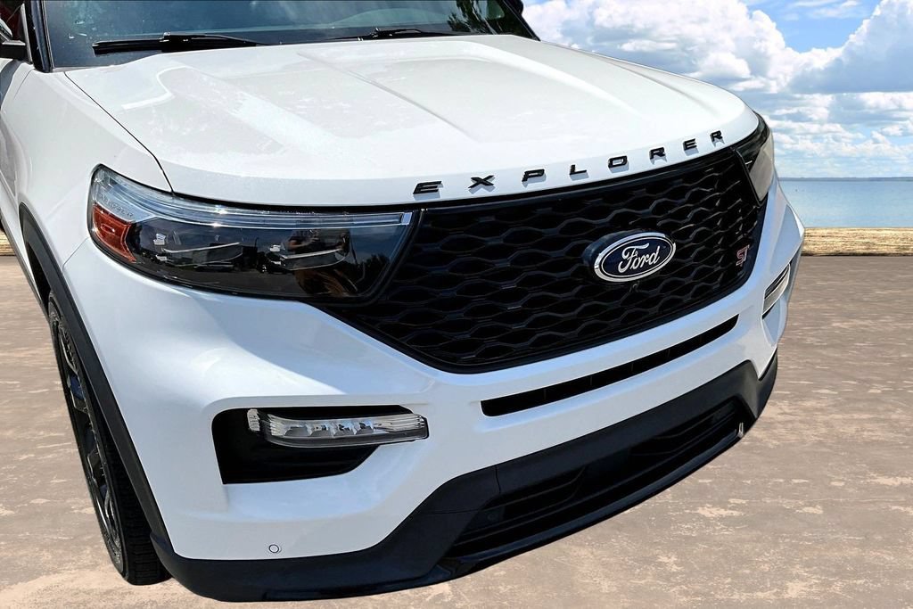Certified 2023 Ford Explorer ST w/ Equipment Group 401A AWD/4WD image 35