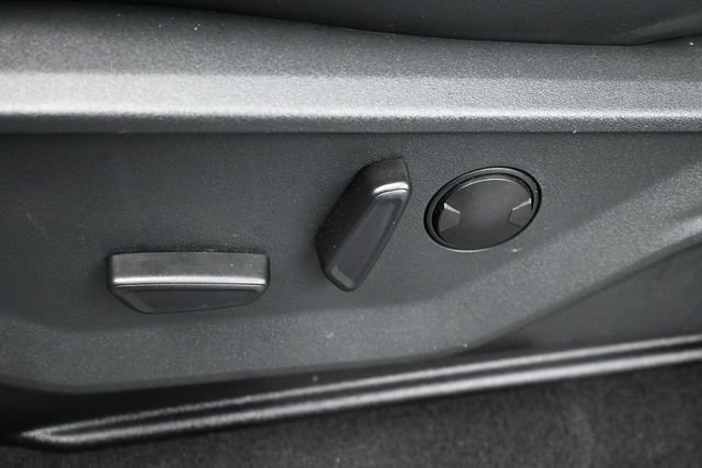 Certified 2025 Ford Expedition Platinum AWD/4WD image 12