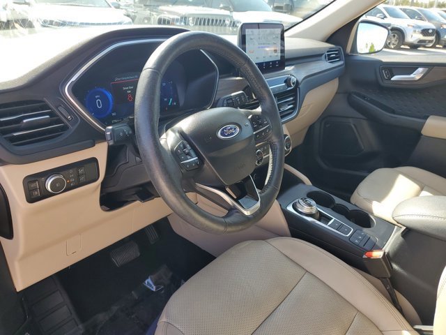 Certified 2020 Ford Escape Titanium image 23