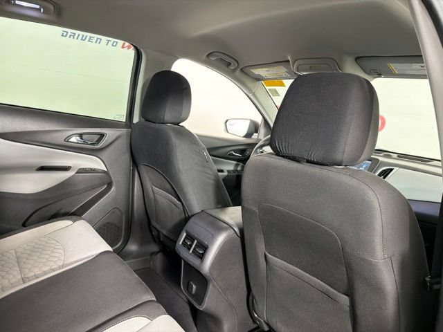 Used 2018 Chevrolet Equinox LS FWD image 19