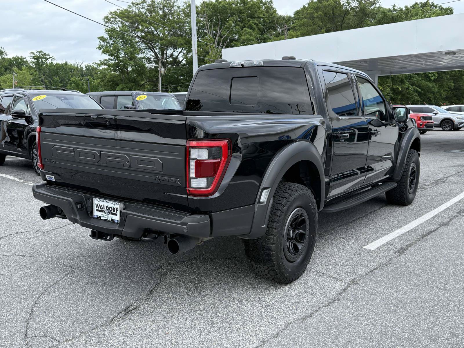 Certified 2023 Ford F150 Raptor w/ Raptor Carbon Fiber Package AWD/4WD image 2