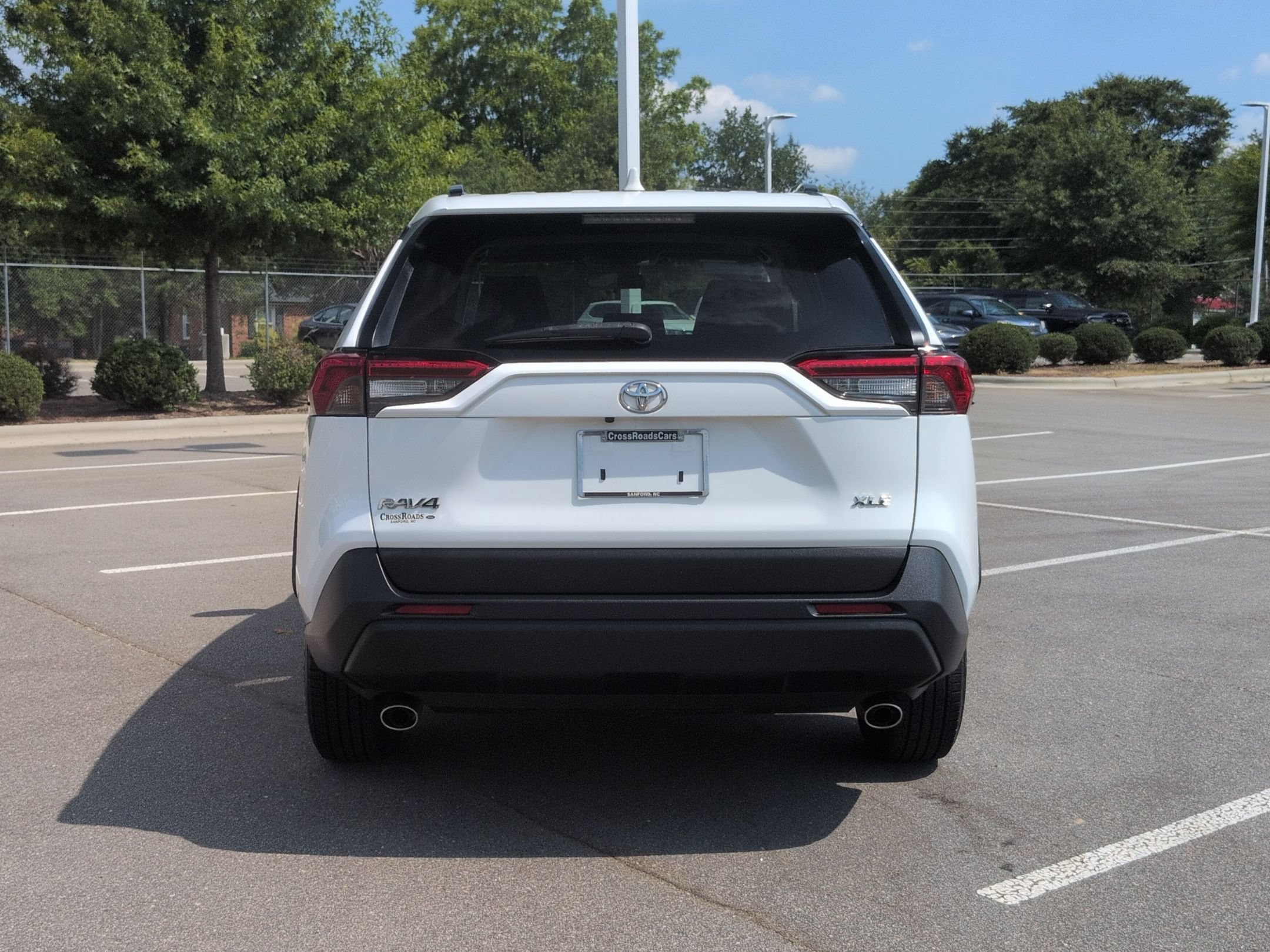 Used 2019 Toyota RAV4 XLE FWD image 5