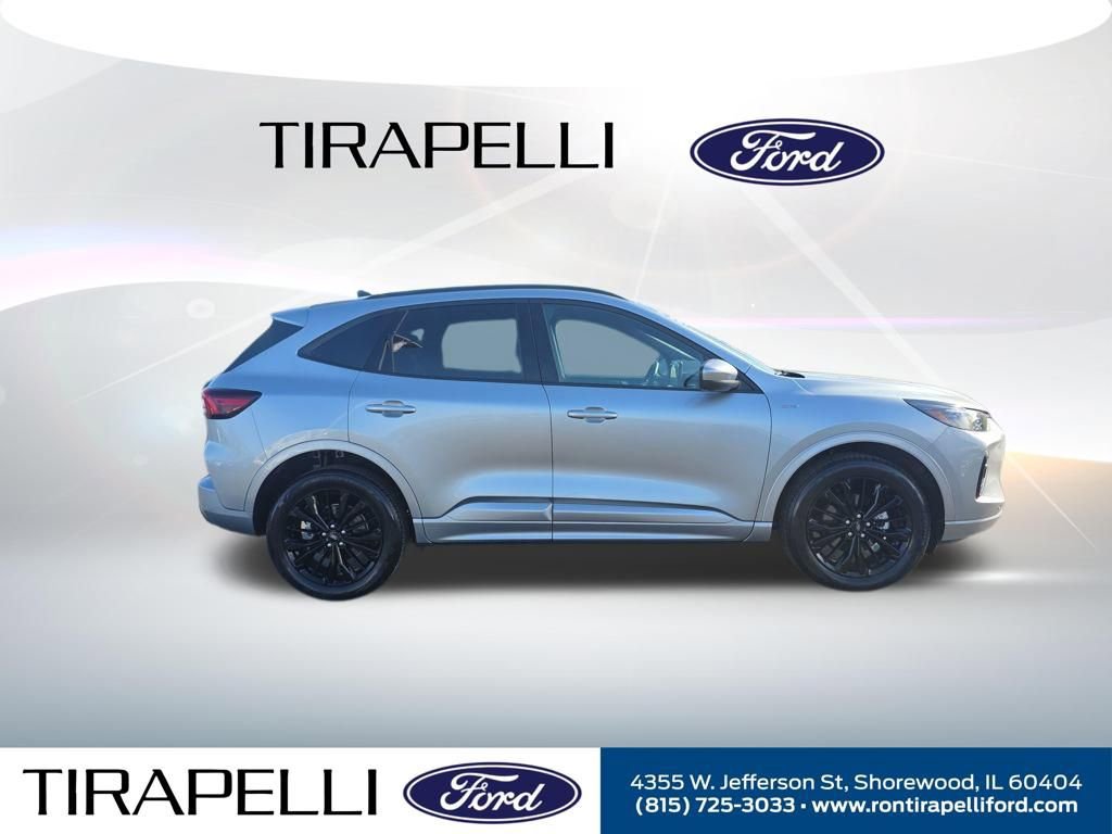 Certified 2023 Ford Escape ST-Line Elite AWD/4WD image 8