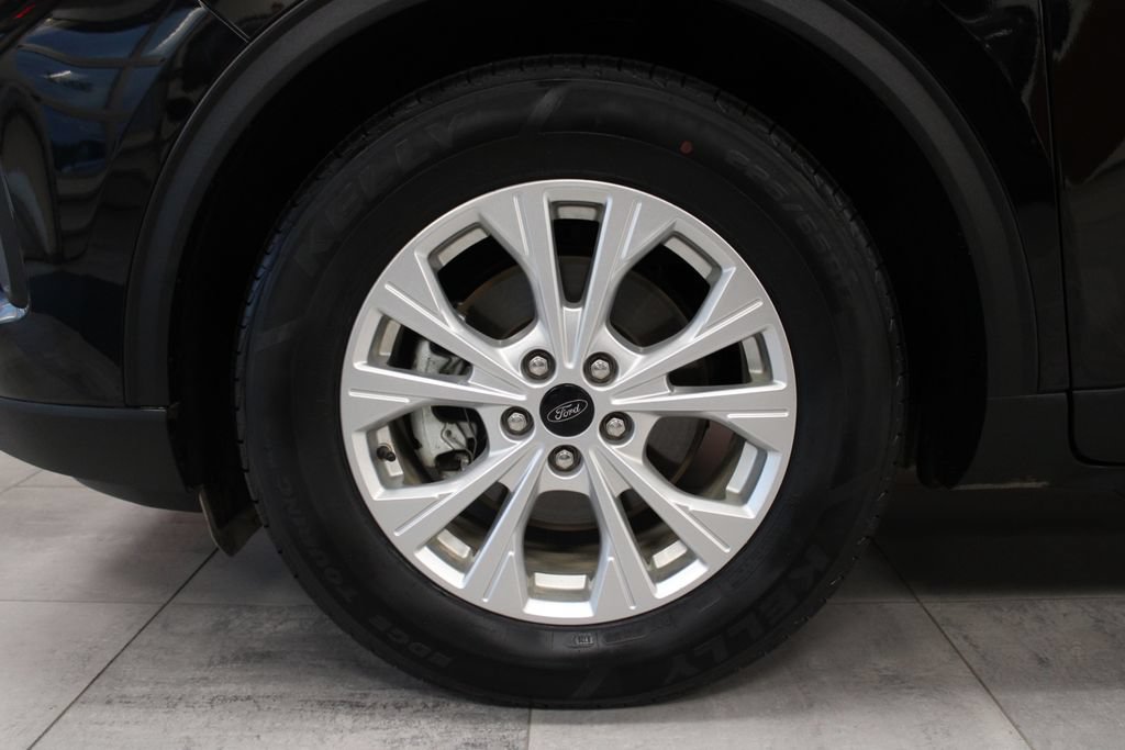Certified 2024 Ford Escape Active w/ Cold Weather Package FWD image 10