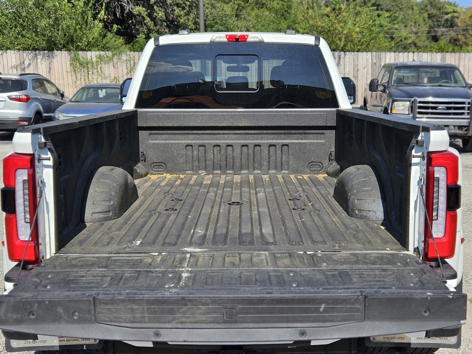 Certified 2024 Ford F350 Limited w/ FX4 Off-Road Package image 32