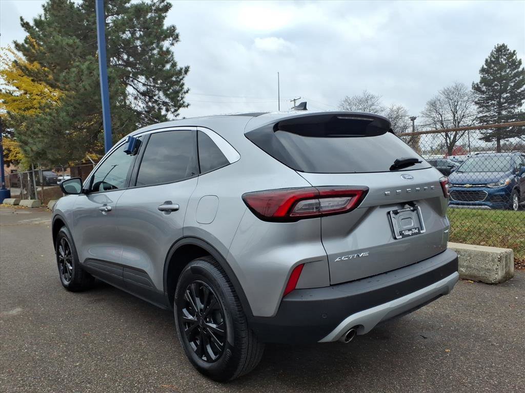 Certified 2024 Ford Escape Active w/ Tech Pack #1 image 4