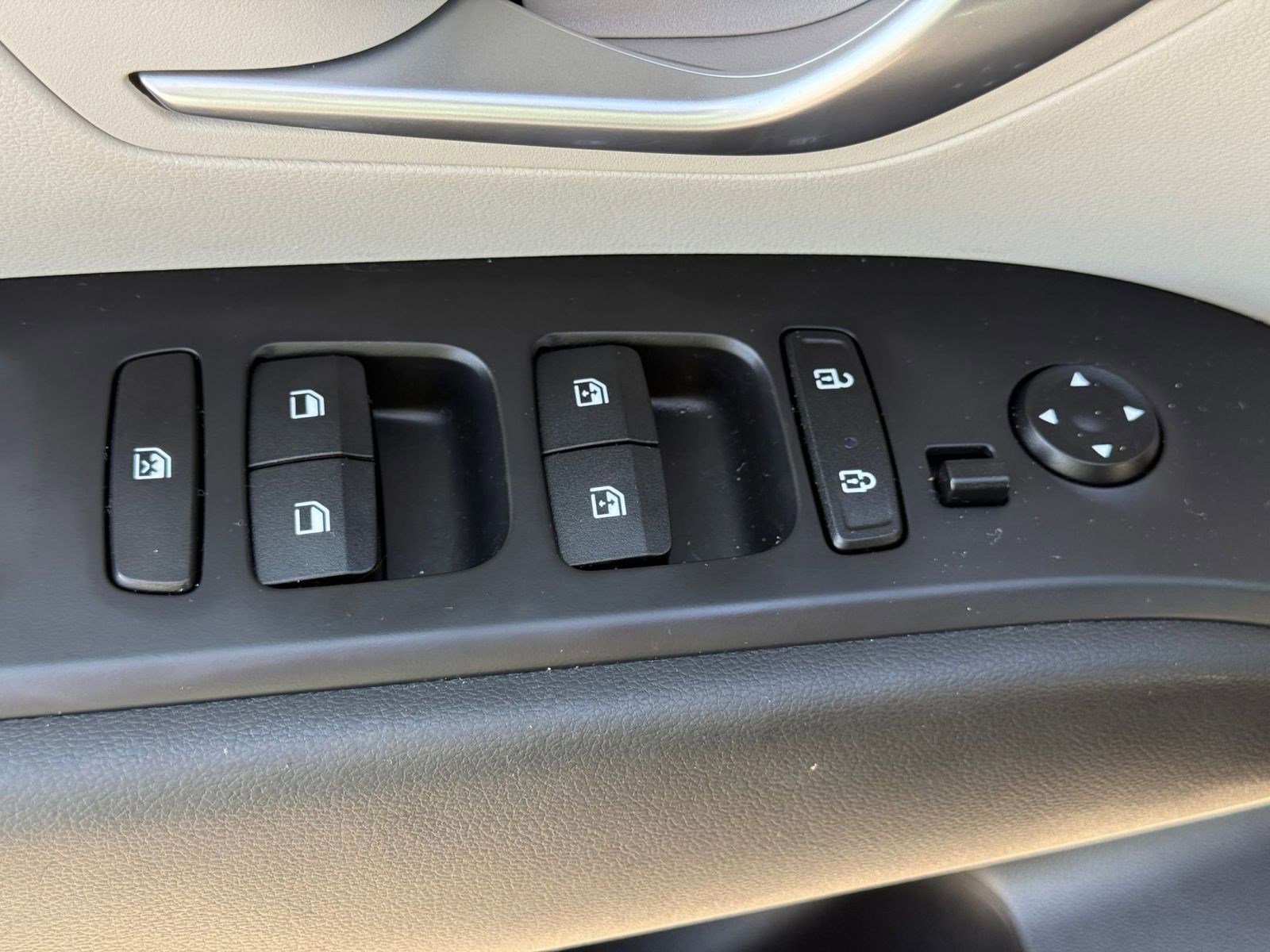 Used 2022 Hyundai Tucson SEL w/ Cargo Package image 12