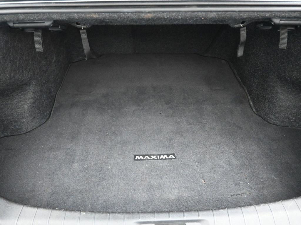 Used 2021 Nissan Maxima SR w/ Sport Mat Group image 11