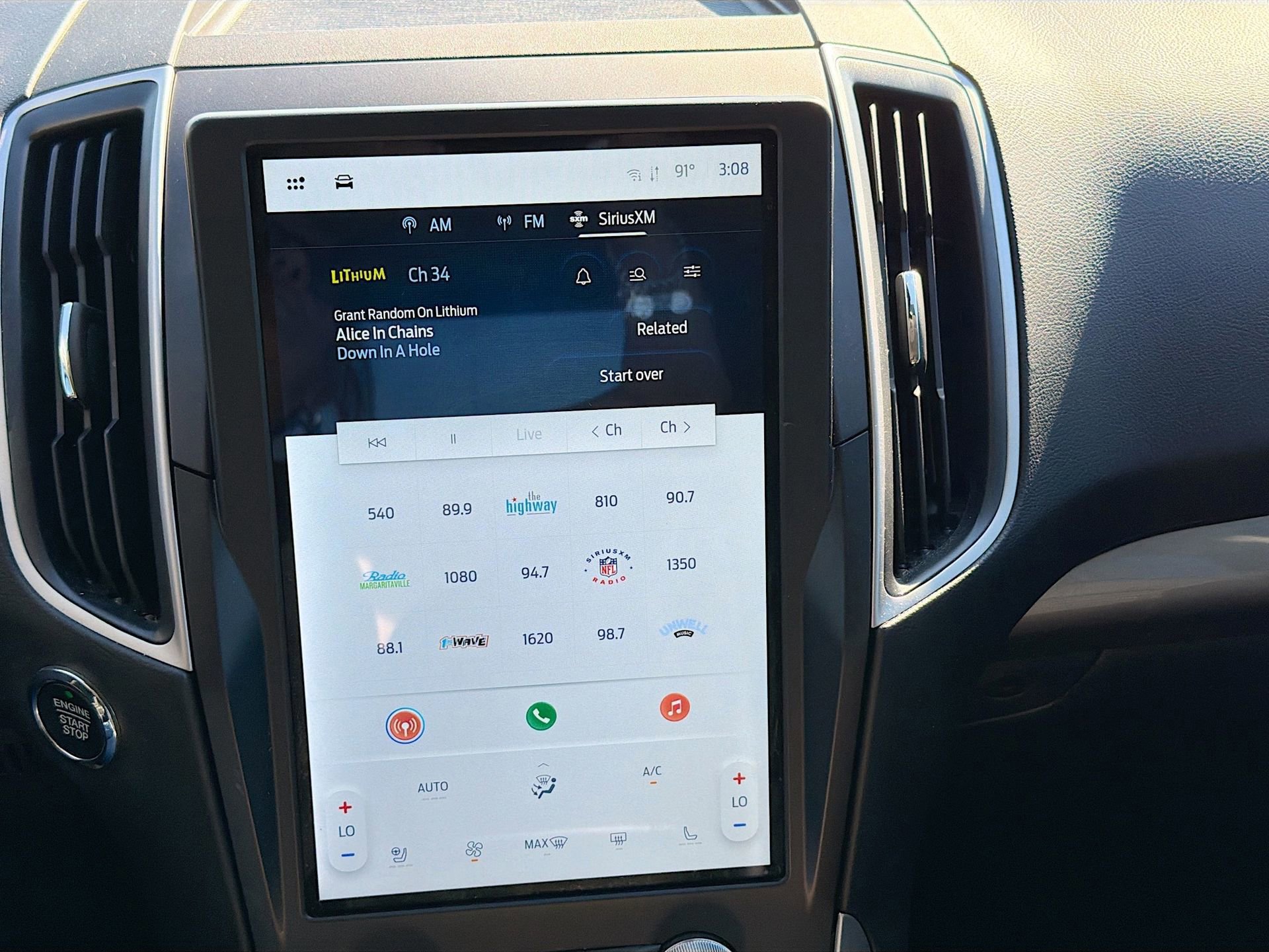 Certified 2024 Ford Edge SEL w/ Convenience Package image 19