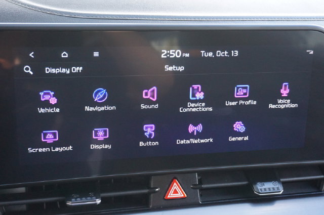 Used 2025 Kia Sportage EX w/ Premium Package FWD image 12