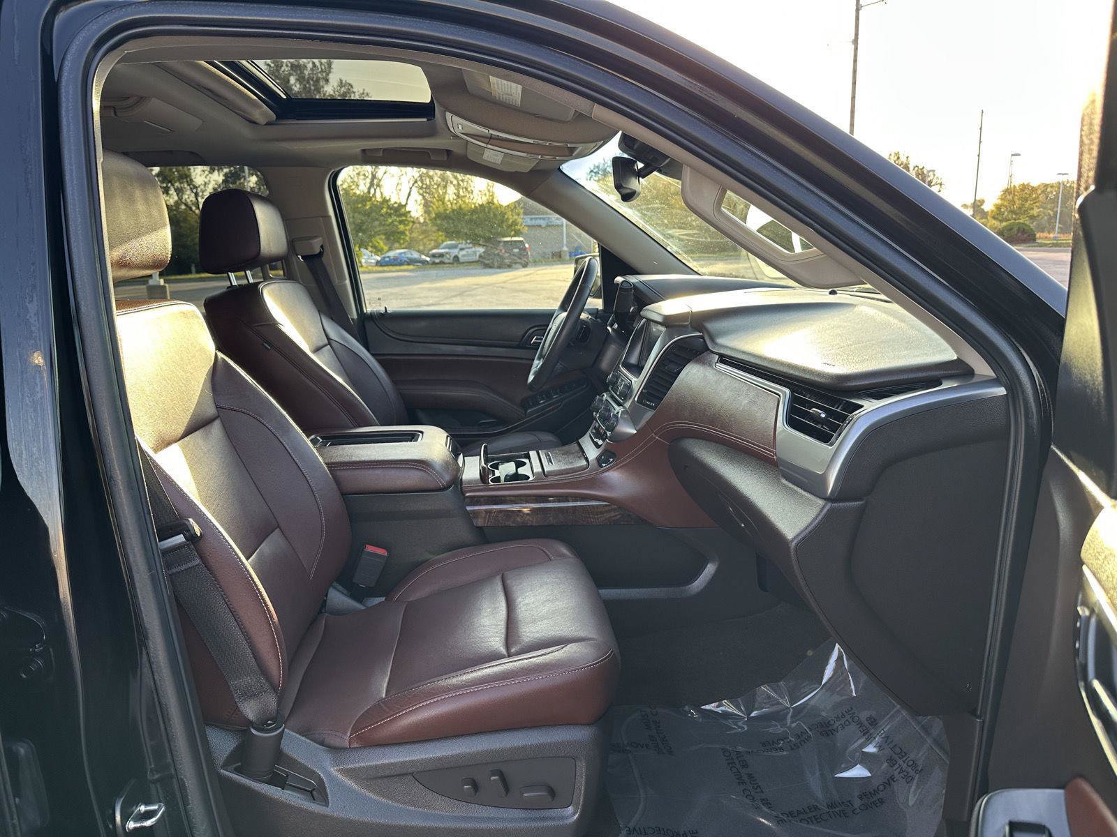 Used 2017 Chevrolet Tahoe Premier AWD/4WD image 18