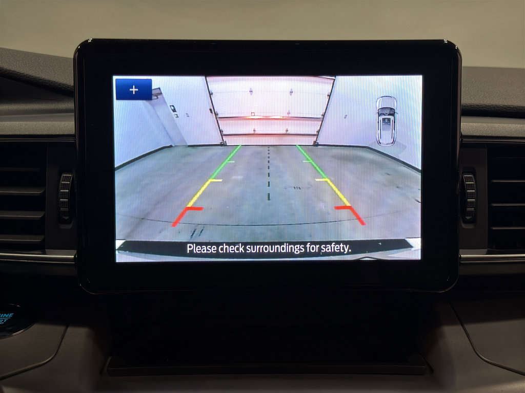 Certified 2022 Ford Explorer XLT w/ Equipment Group 202A image 23