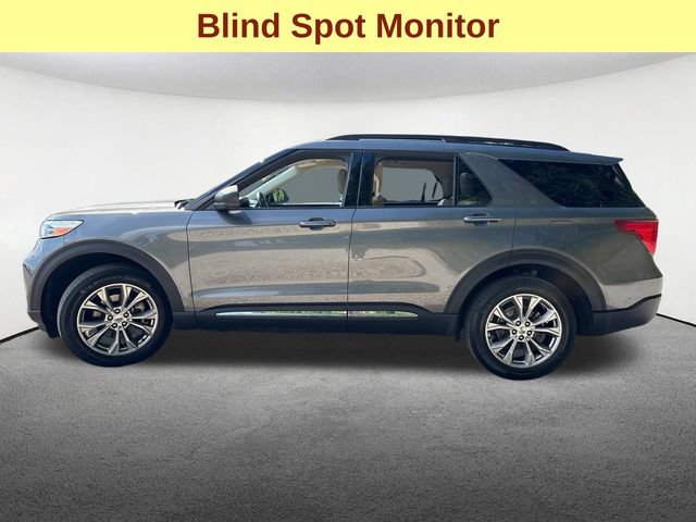 Certified 2023 Ford Explorer XLT w/ Equipment Group 202A AWD/4WD image 7