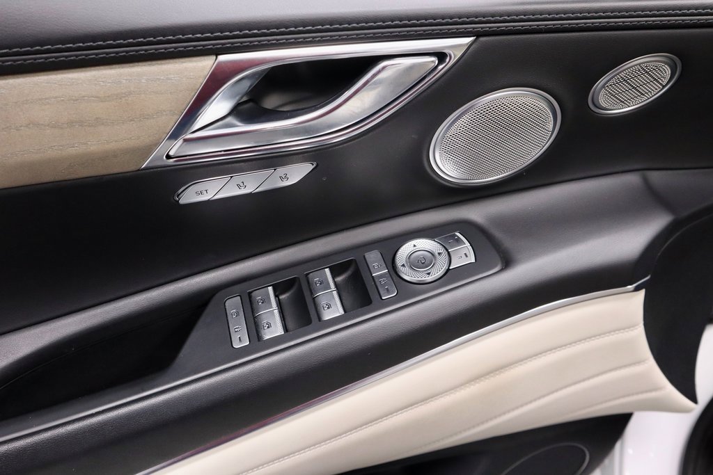 Used 2023 Genesis GV80 3.5T Advanced + w/ Winter Weather Package image 27