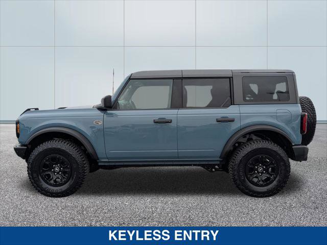 Certified 2022 Ford Bronco Wildtrak AWD/4WD image 2