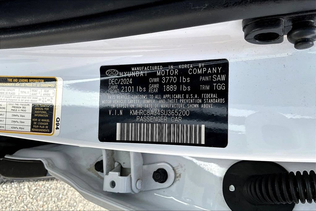 Used 2025 Hyundai Venue SEL FWD image 21