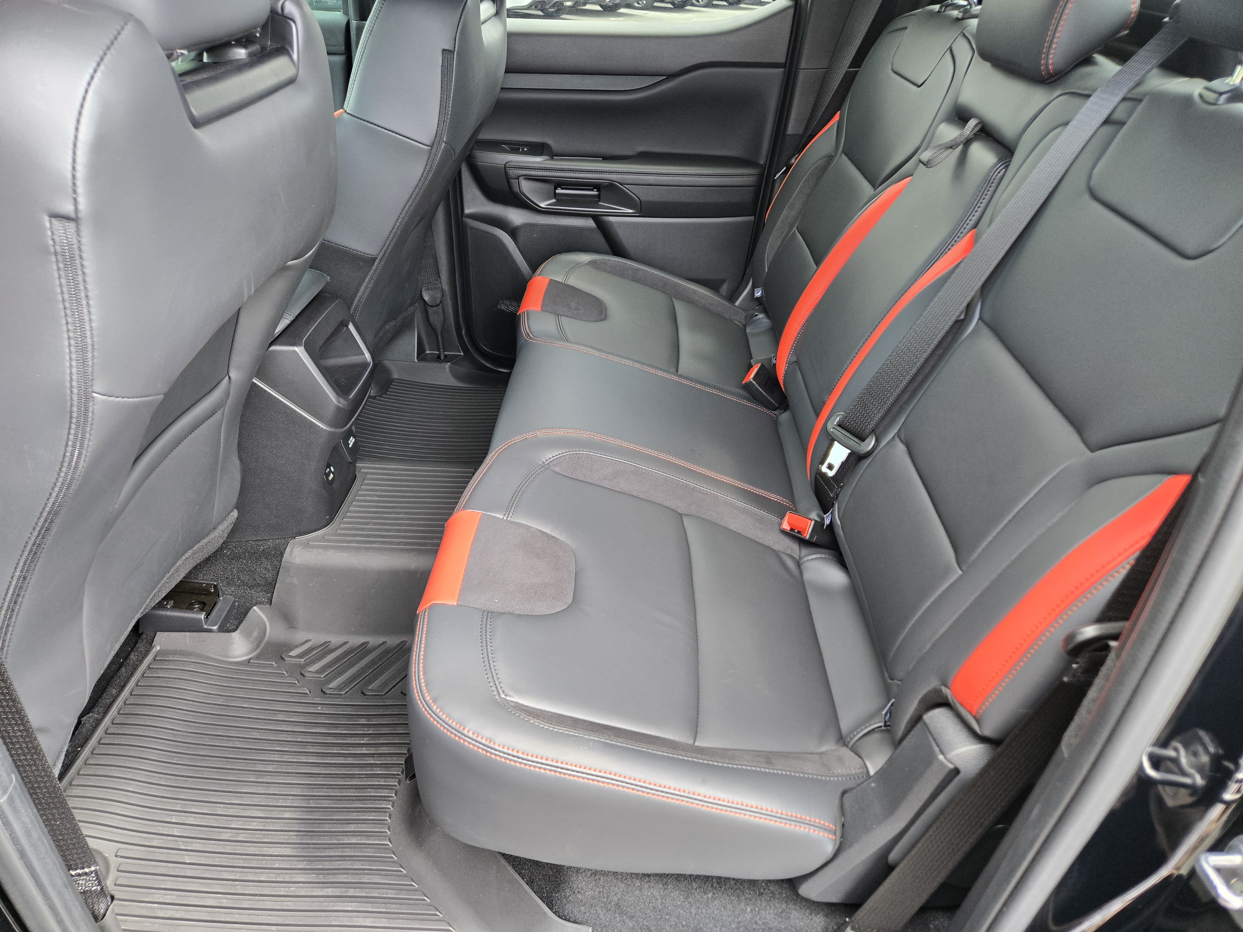 Certified 2025 Ford Ranger Raptor AWD/4WD image 18