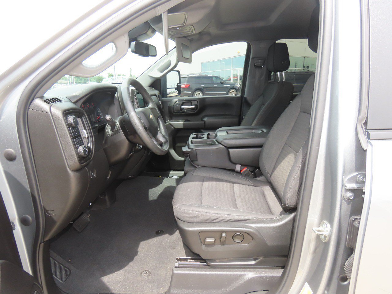 Used 2024 Chevrolet Silverado 2500 Custom w/ Custom Value Package AWD/4WD image 25