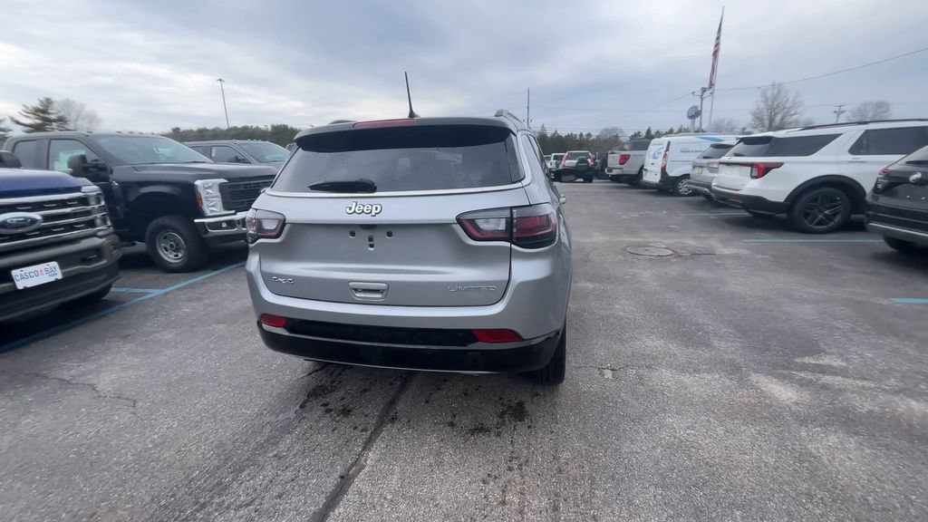 Used 2023 Jeep Compass Limited w/ Elite Group AWD/4WD image 18