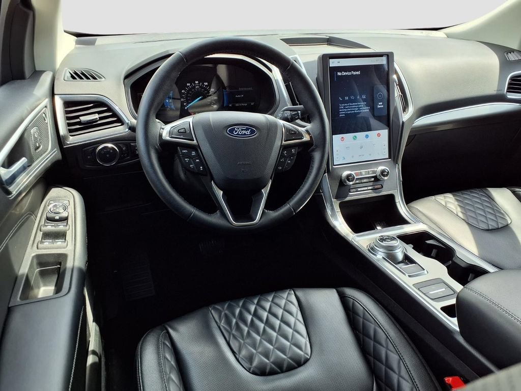 Certified 2024 Ford Edge Titanium w/ Equipment Group 301A AWD/4WD image 9