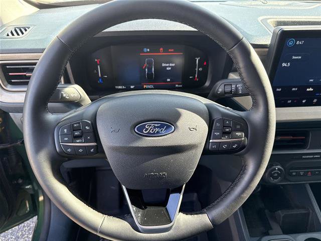 Certified 2025 Ford Maverick Lariat w/ 4K Tow Package AWD/4WD image 11