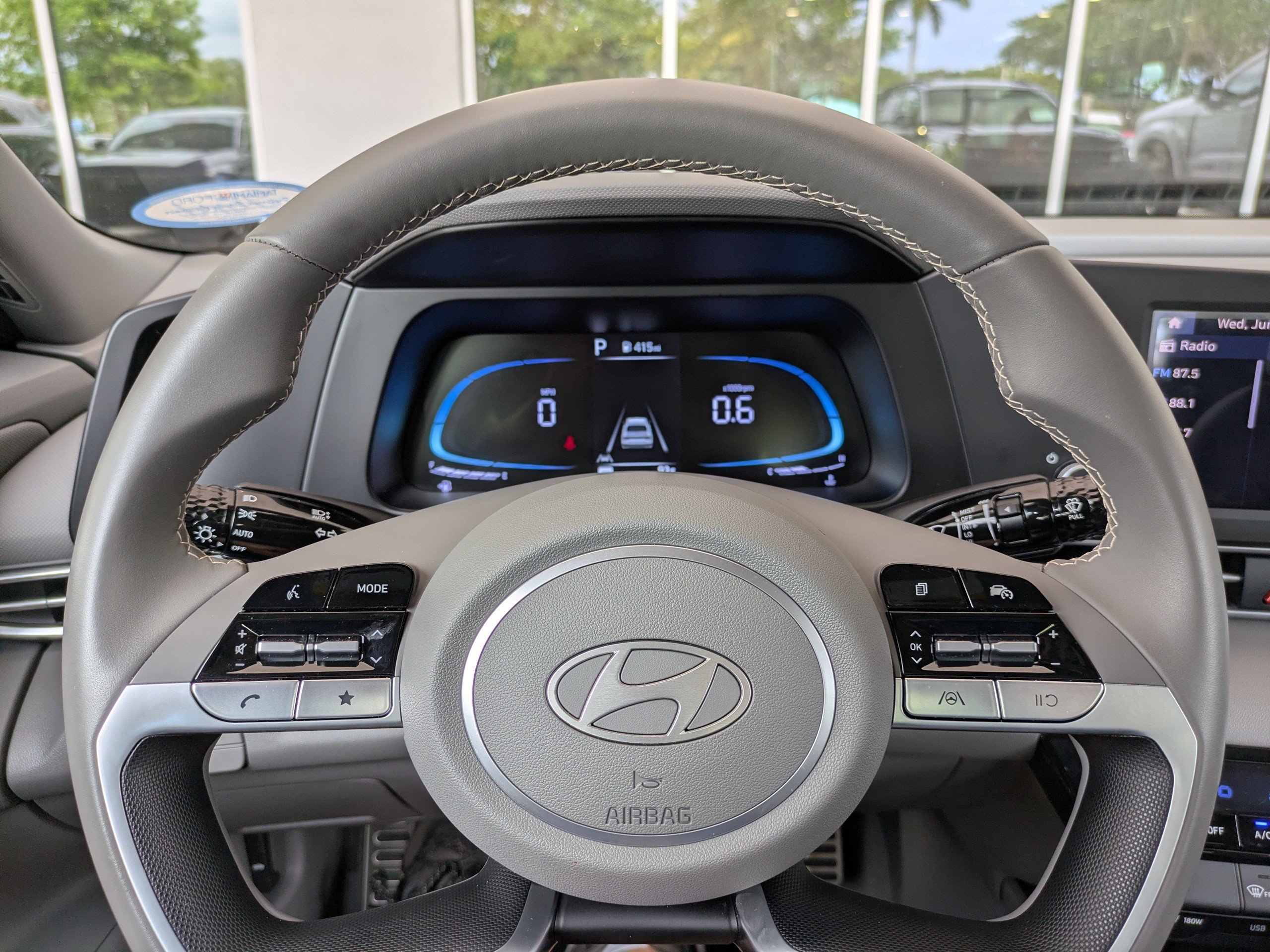 Used 2025 Hyundai Elantra Sport FWD image 25