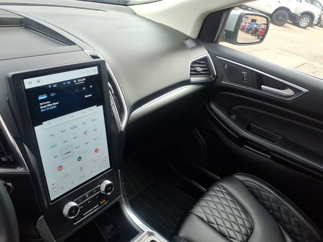 Certified 2024 Ford Edge Titanium image 23