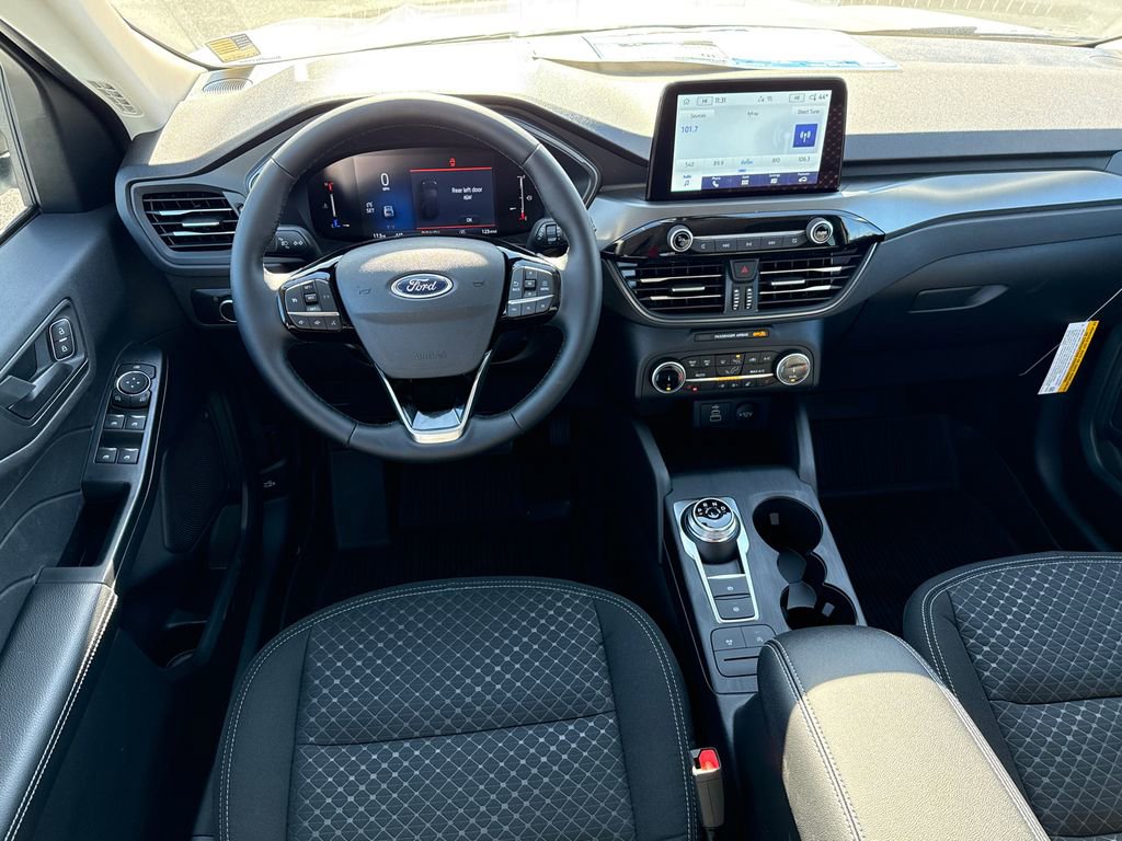 Certified 2026 Ford Escape Active w/ Cold Weather Package FWD image 22