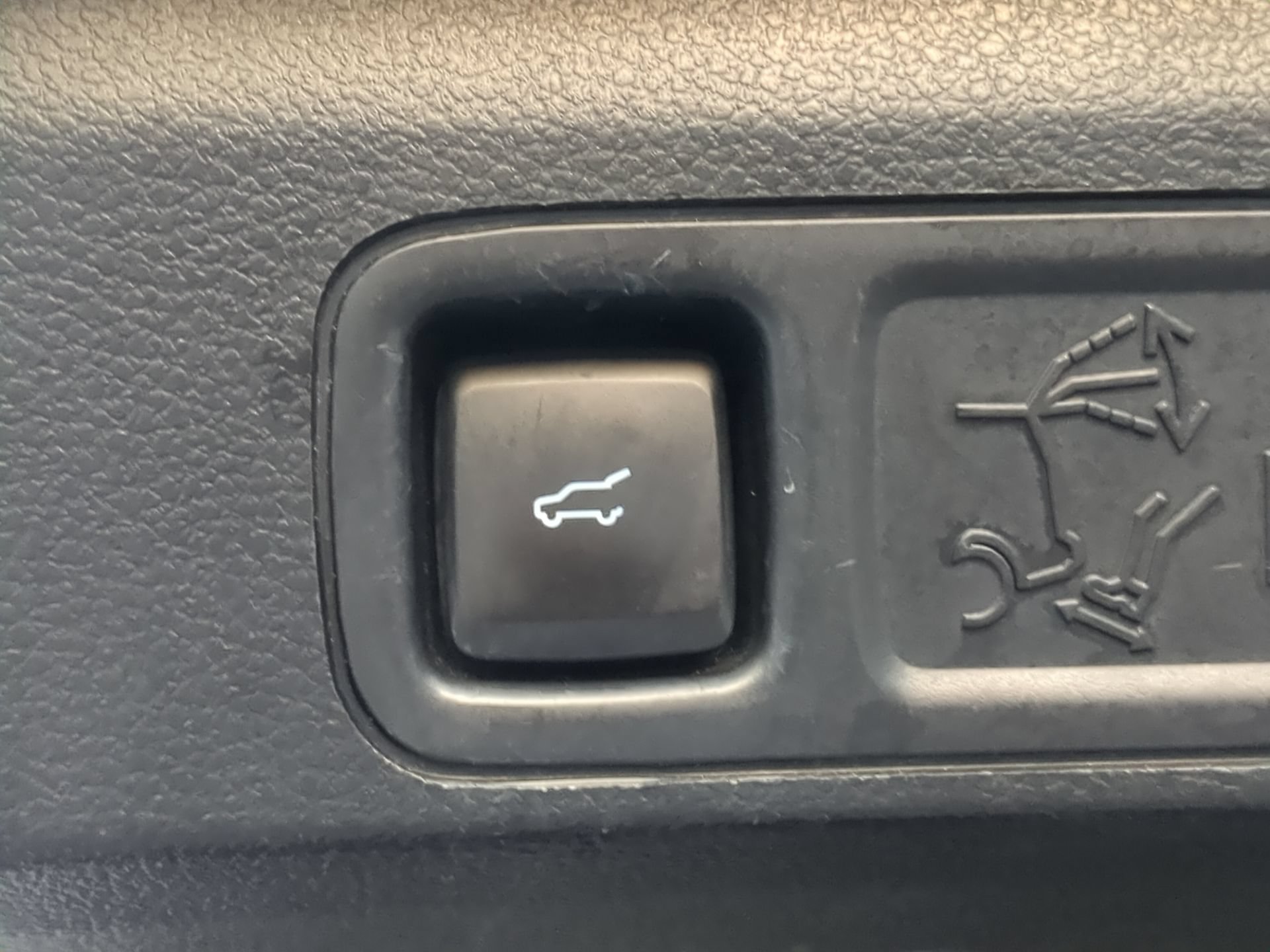 Certified 2021 Ford Expedition XLT RWD image 47
