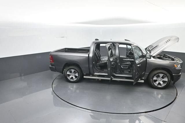 Used 2024 RAM 1500 Laramie AWD/4WD image 43