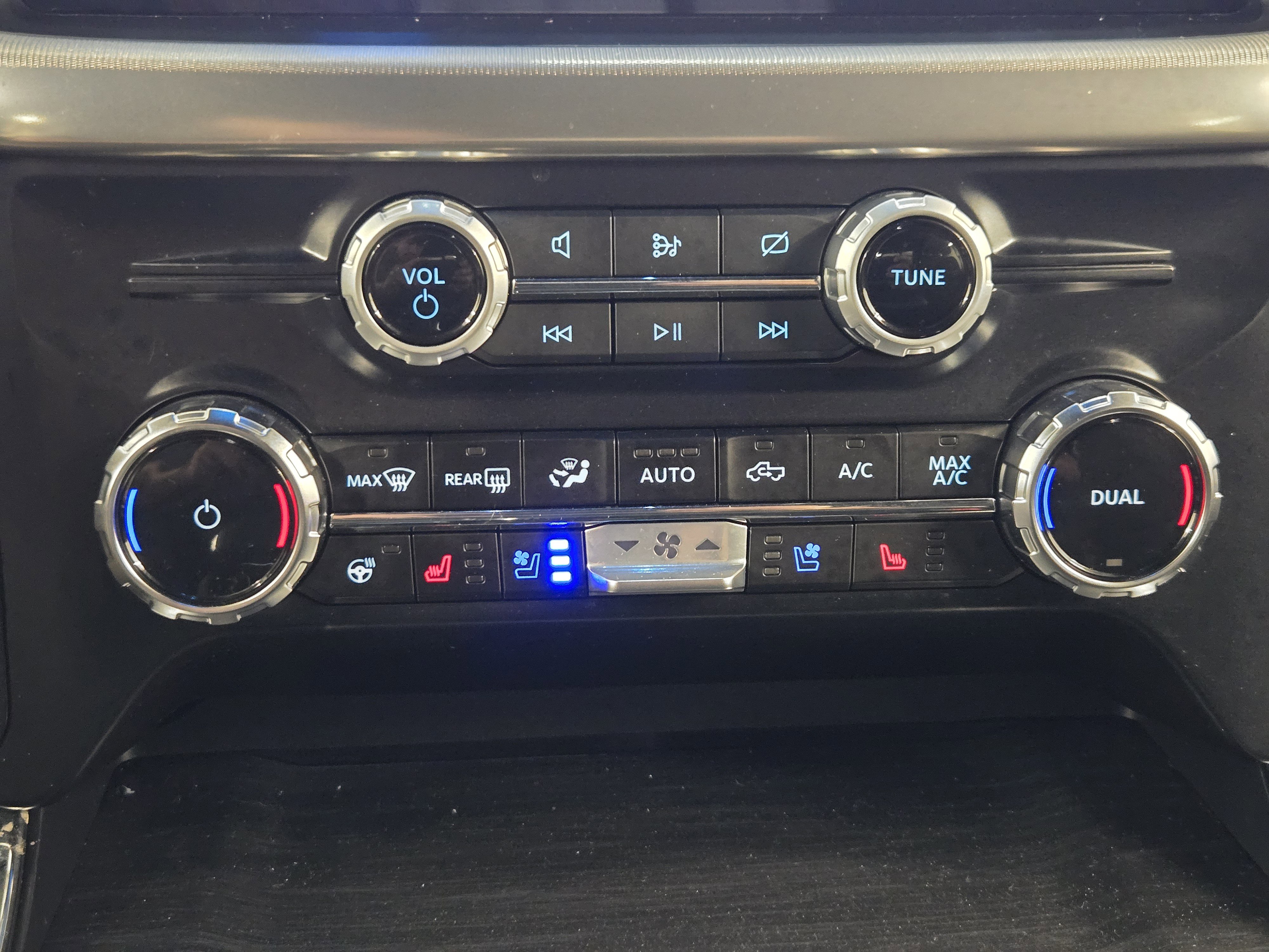 Certified 2024 Ford F150 Lariat w/ Bed Utility Package AWD/4WD image 19