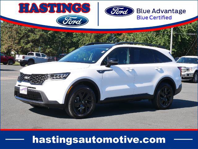 Used 2023 Kia Sorento S w/ Panoramic Sunroof Package