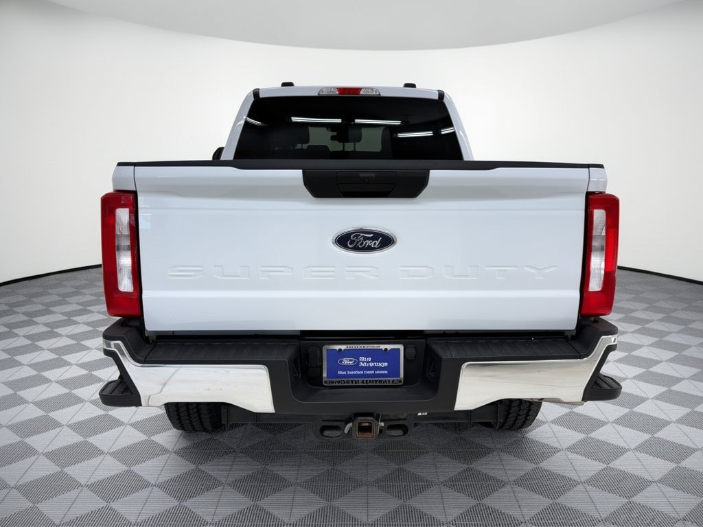 Certified 2025 Ford F250 XLT w/ FX4 Off-Road Package AWD/4WD image 11