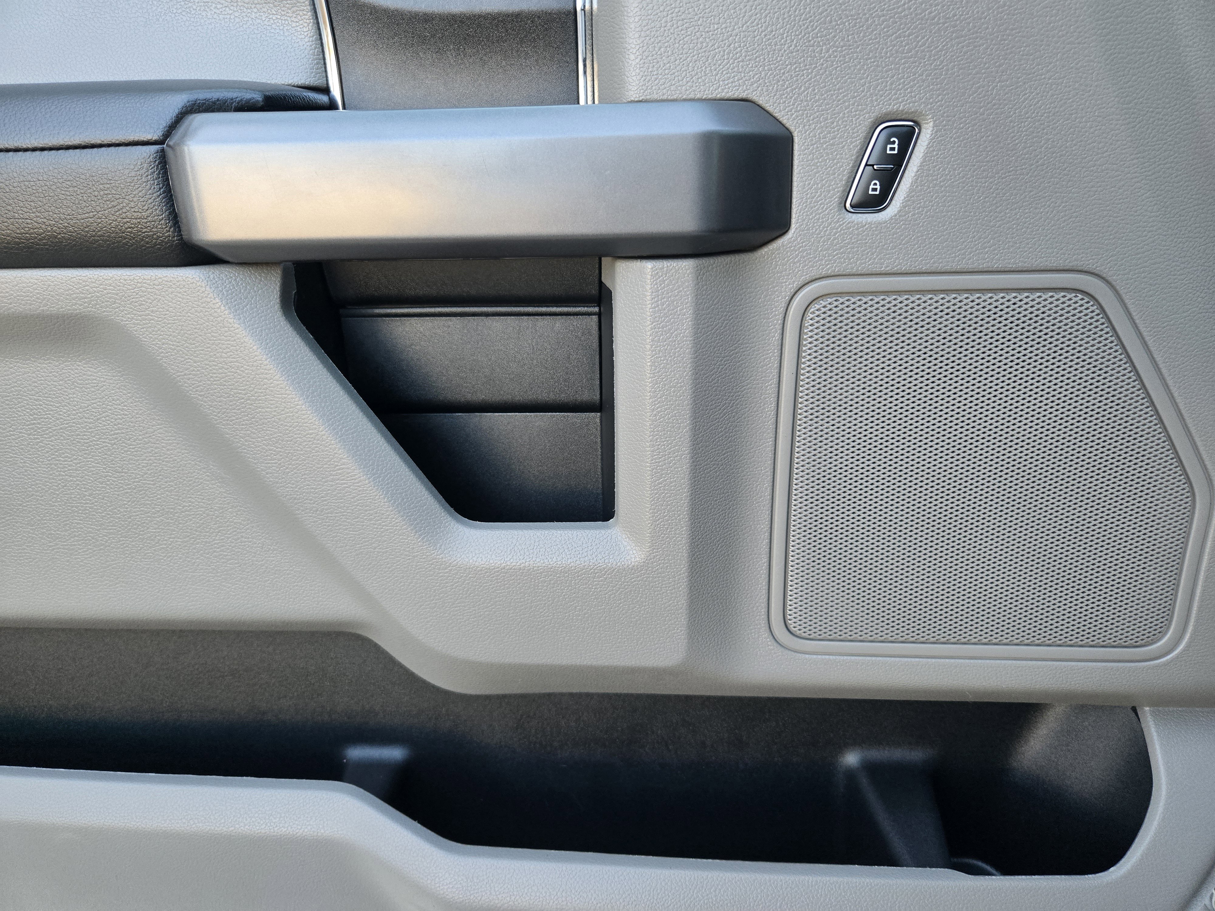 Certified 2020 Ford F150 XLT w/ Trailer Tow Package image 17