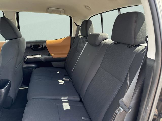 Used 2018 Toyota Tacoma SR5 RWD image 29