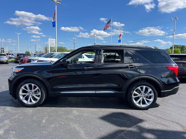 Certified 2023 Ford Explorer Platinum w/ Technology Package AWD/4WD image 4