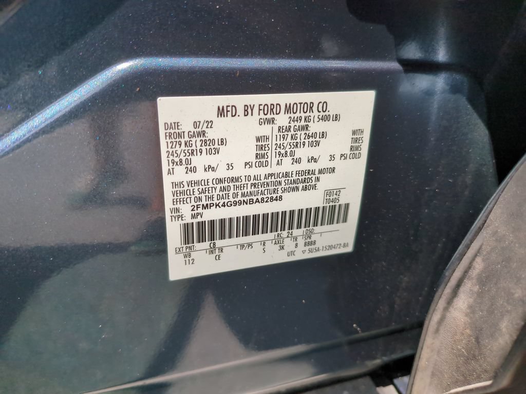 Certified 2022 Ford Edge SE w/ Black Appearance Package AWD/4WD image 37