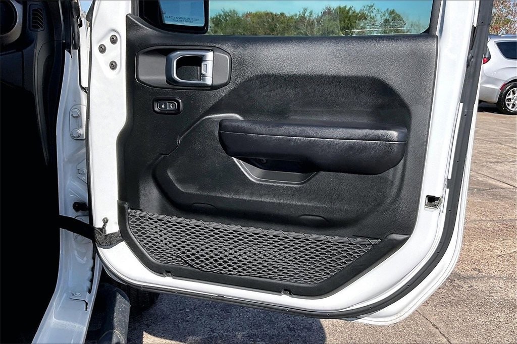 Used 2019 Jeep Wrangler Unlimited Sport S image 28