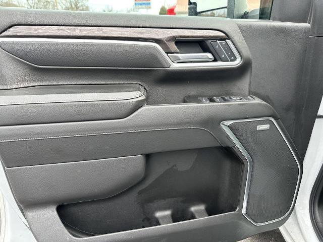 Used 2025 Chevrolet Silverado 2500 LTZ w/ LTZ Premium Package image 11