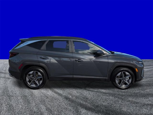 Used 2026 Hyundai Tucson SEL Plus FWD image 3