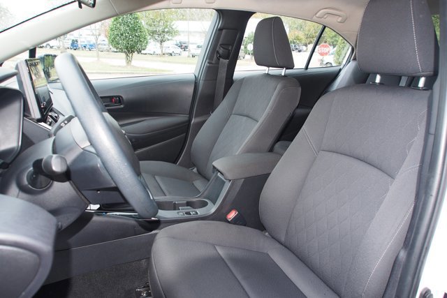 Used 2024 Toyota Corolla LE image 15