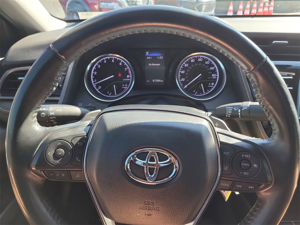 Used 2020 Toyota Camry SE image 24