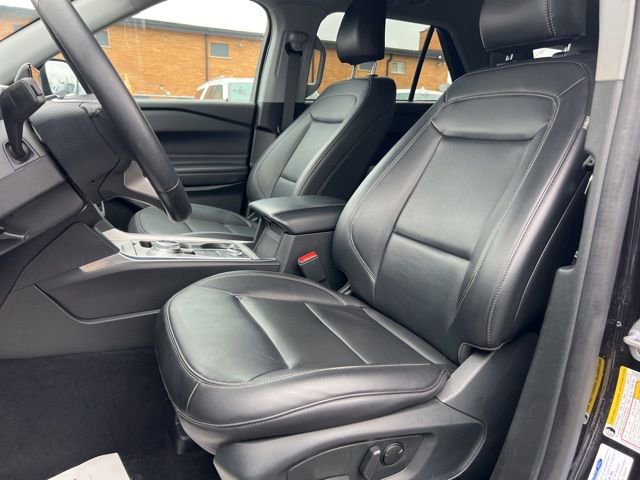 Certified 2024 Ford Explorer XLT w/ Equipment Group 202A image 19