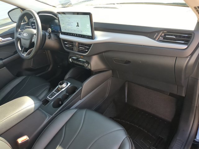 Certified 2026 Ford Escape Platinum w/ Premium Technology Package AWD/4WD image 39