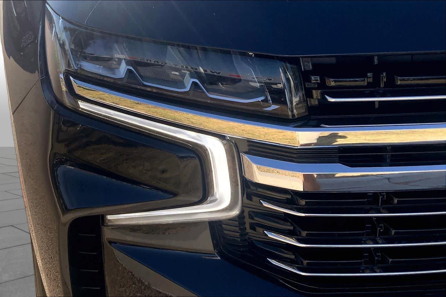 Used 2023 Chevrolet Tahoe LT w/ Luxury Package AWD/4WD image 28
