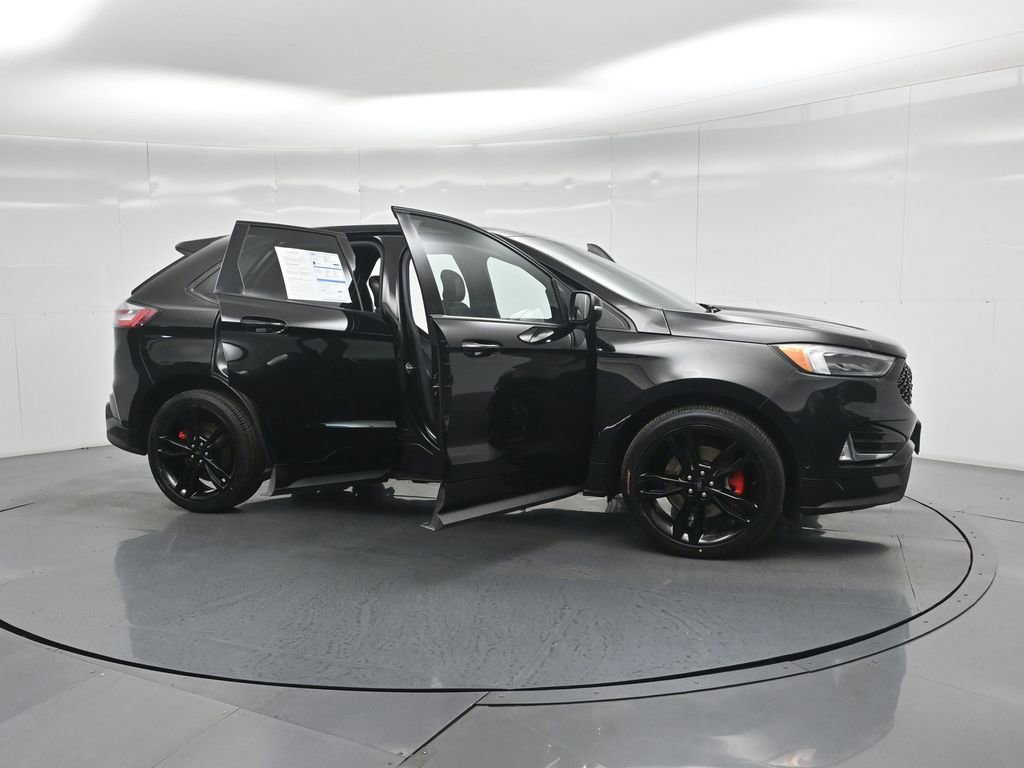 Certified 2019 Ford Edge ST w/ Equipment Group 401A image 13